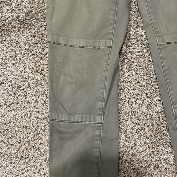 American eagle green cargo pants - Picture 2 of 7